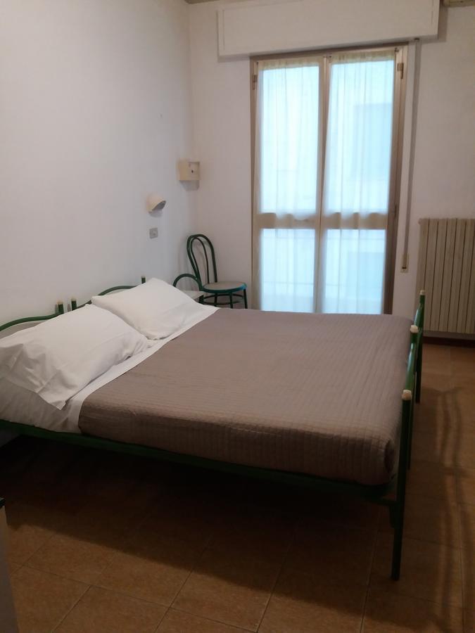 Hotel California Μπελάρια-Ιτζέα Μαρίνα Εξωτερικό φωτογραφία