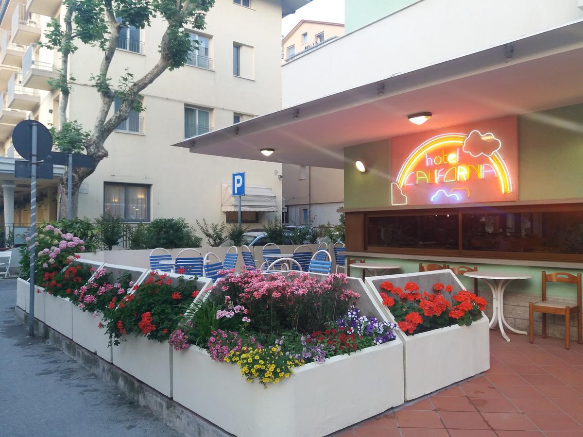 Hotel California Μπελάρια-Ιτζέα Μαρίνα Εξωτερικό φωτογραφία
